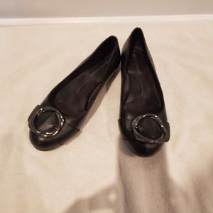 Naturalizer flats